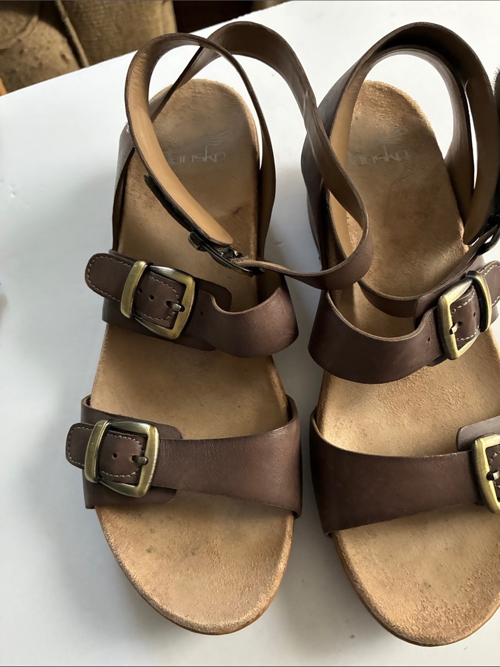 Dansko Brown Leather Buckle Sandals Woman’s Shoes , Size 40US 9.5- 10